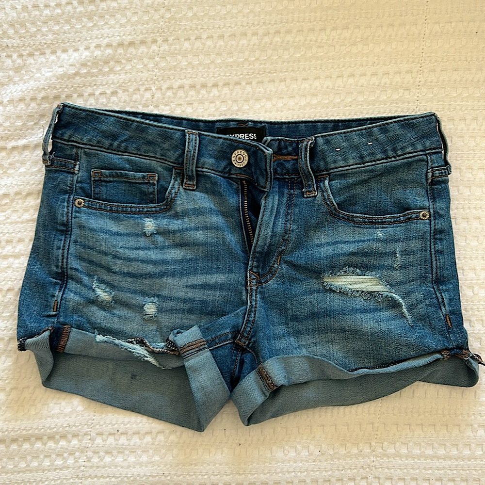 Low Rise Express Jean Shorts Size 0